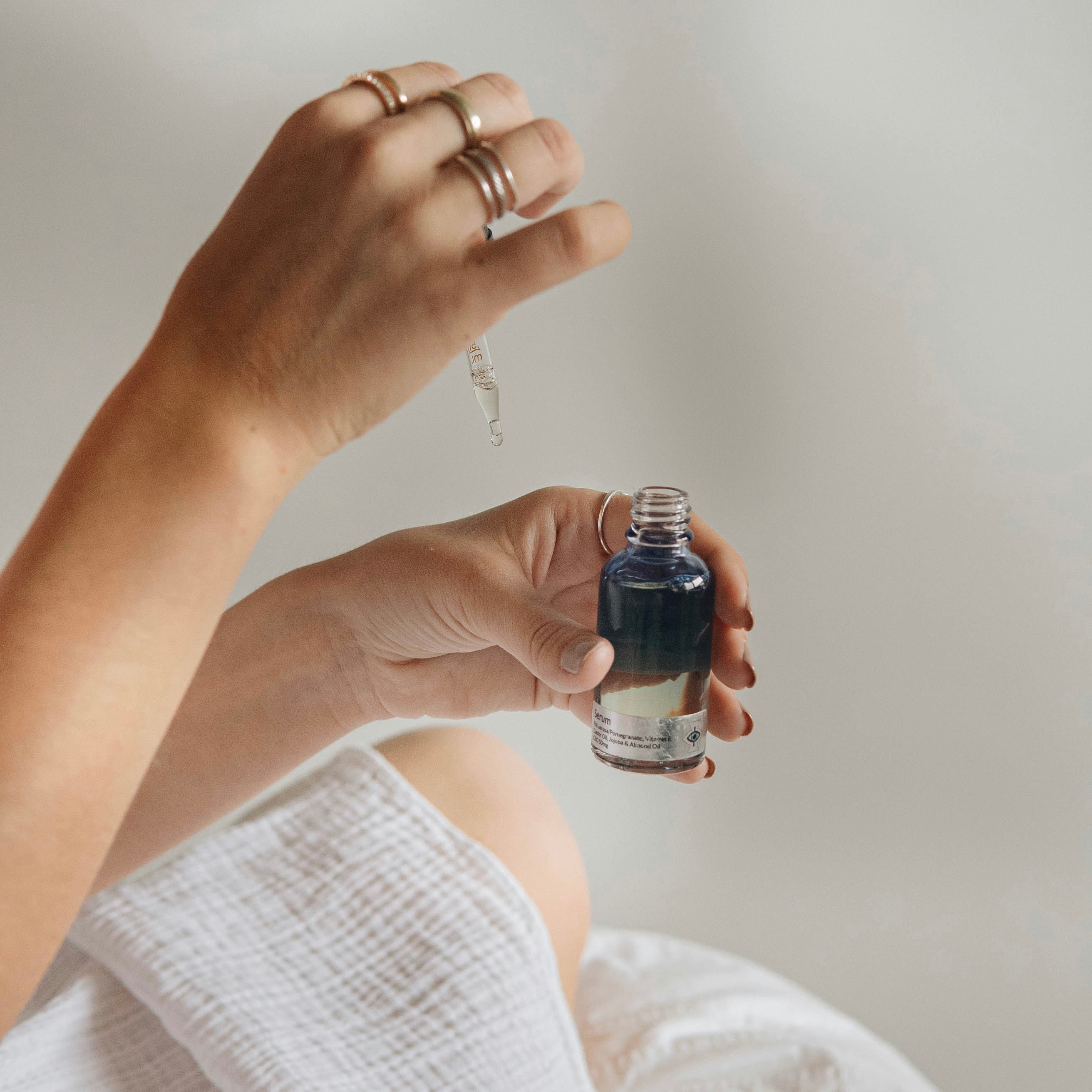 How to Layer Your Dark Spot Treatment for Maximum Results